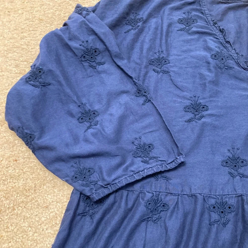 J. Jill Embroidered Eyelet V-Neck Blouse, Top, Navy Blue, Floral, Women’s, Large - Picture 4 of 7
